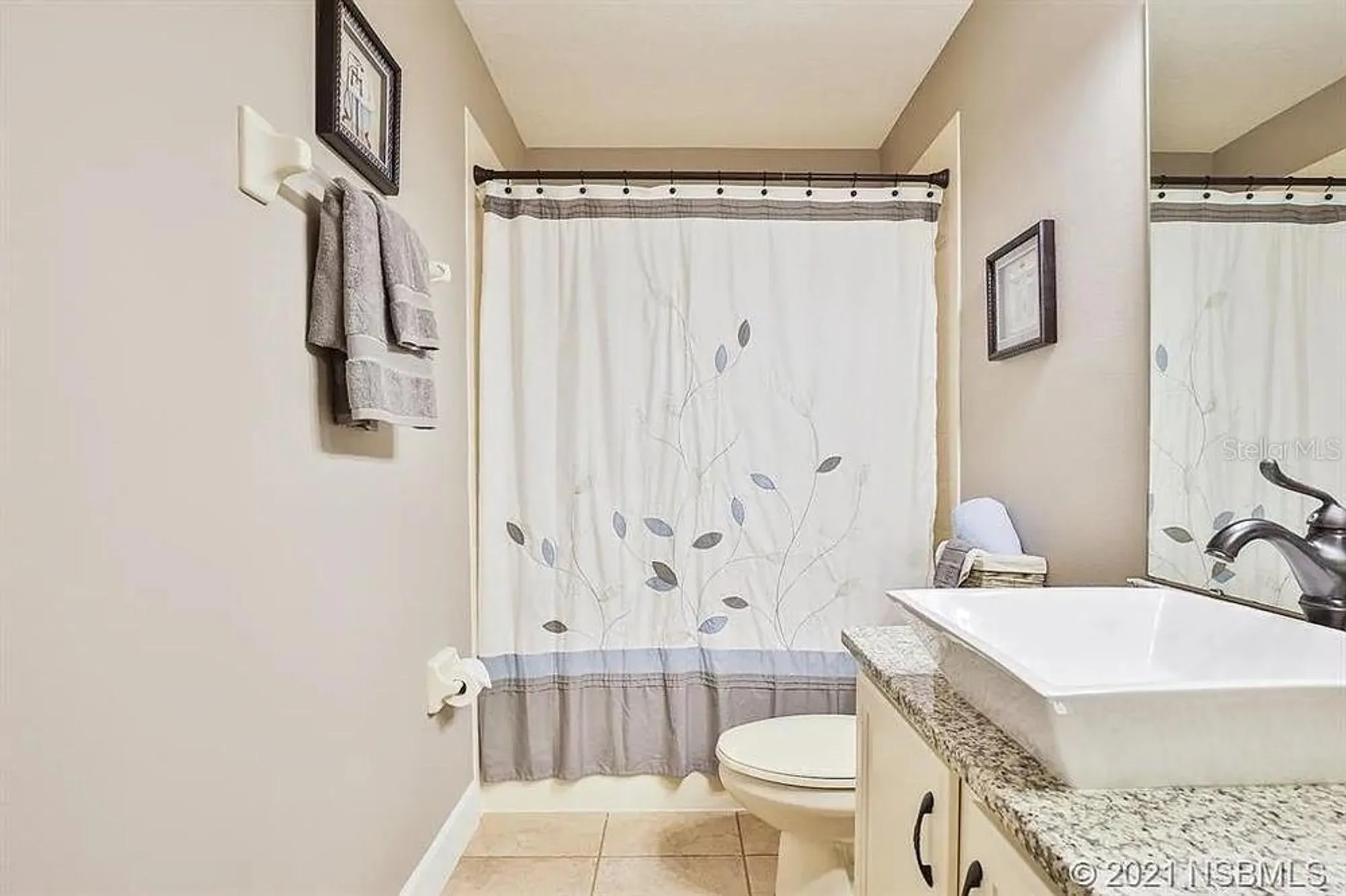 Property Slideshow image 10 of 35 | 453 venetian villa dr, New Smyrna Beach, FL, 32168