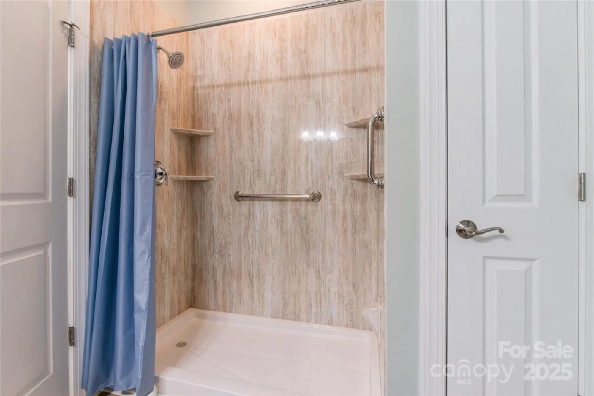 Property Slideshow image 23 of 36 | 3547 south bank ct, Matthews, NC, 28105