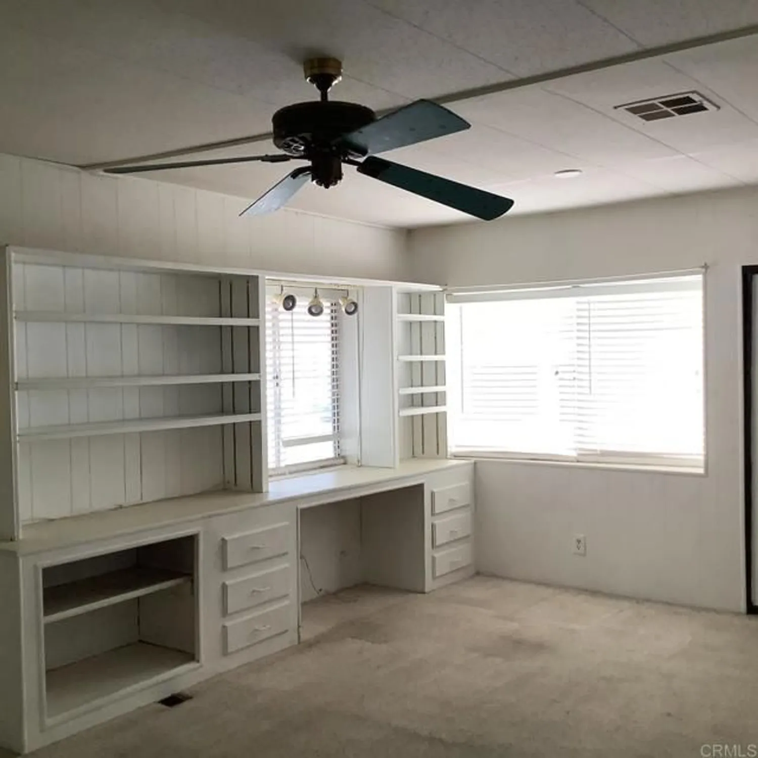 Property Slideshow image 8 of 13 | 38069 calle de amor, Murrieta, CA, 92563