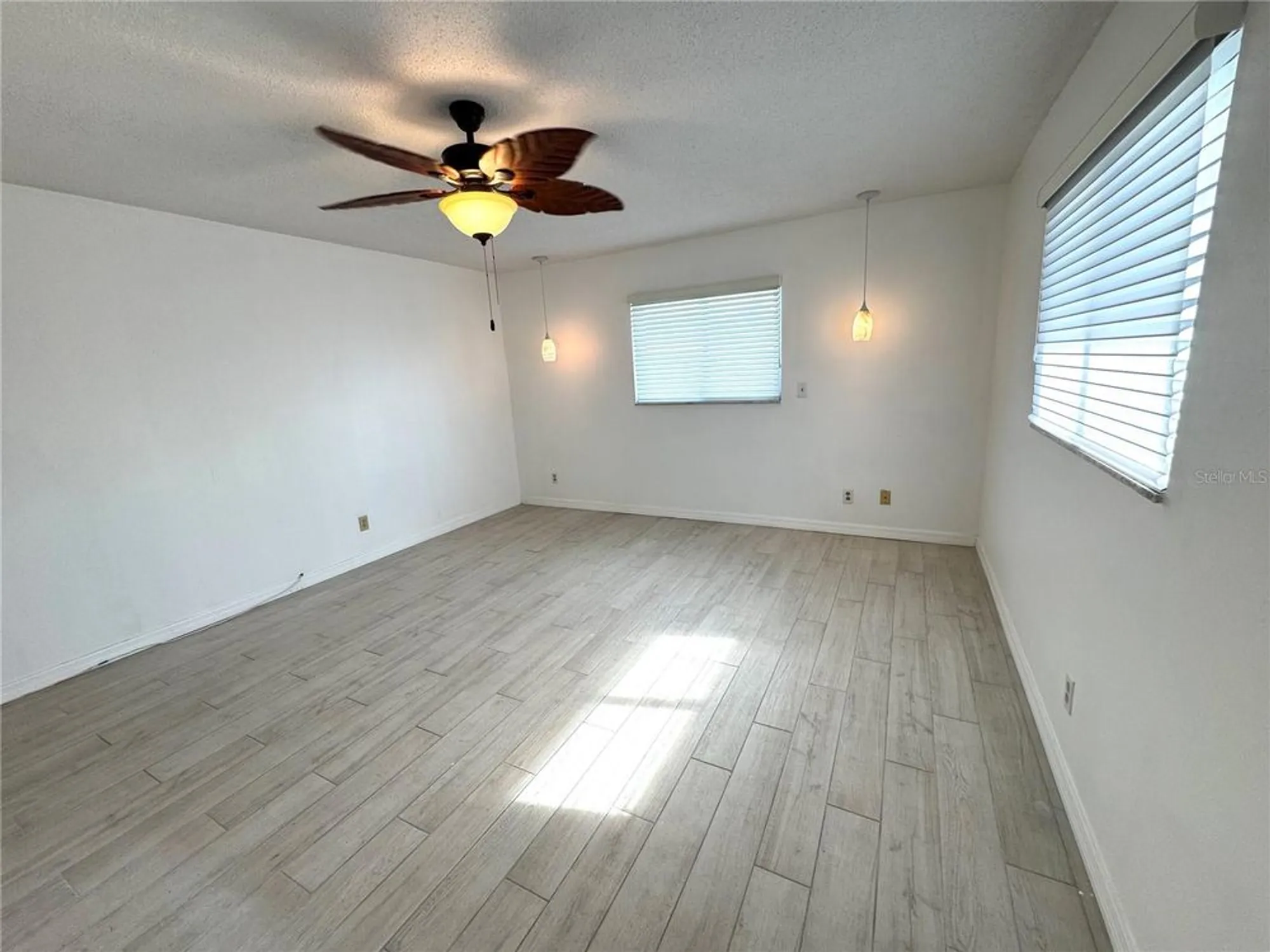 Property Slideshow image 9 of 56 | 10063 40th st n # 3, Pinellas Park, FL, 33782