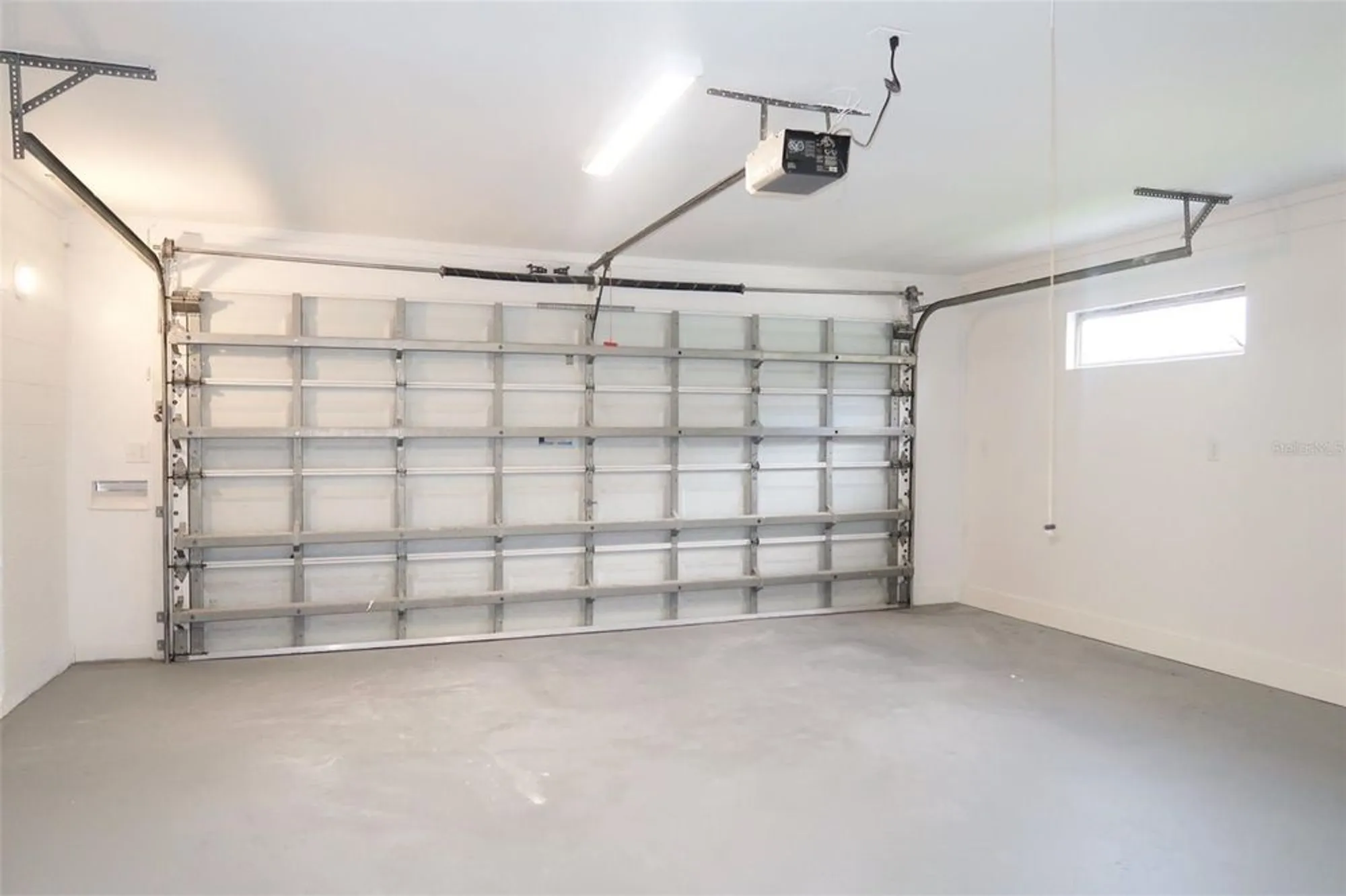 Property Slideshow image 23 of 24 | 604 ojai ave, Sun City Center, FL, 33573