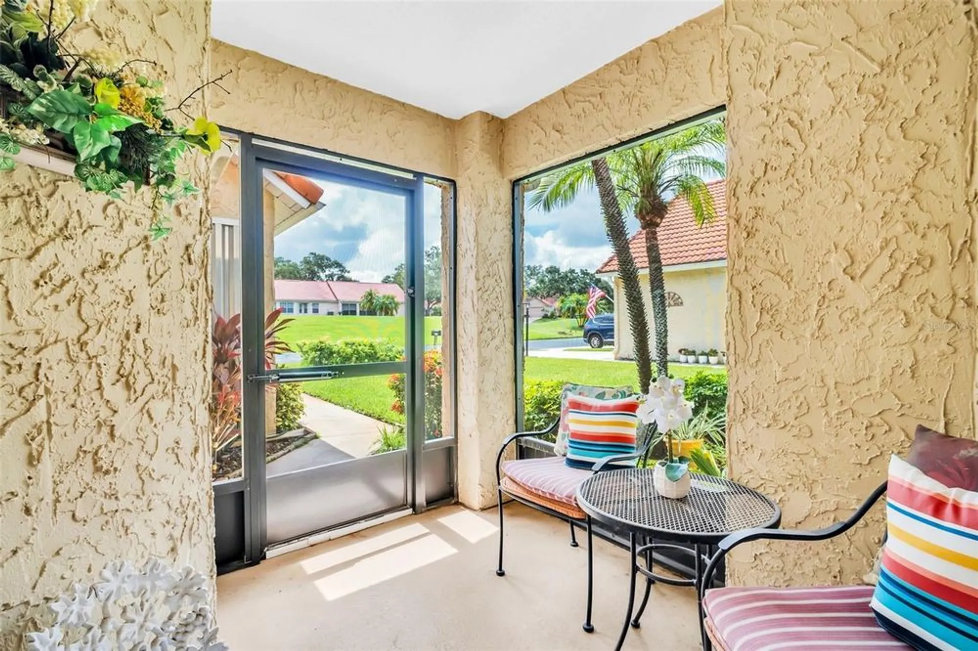 Property Slideshow image 5 of 49 | 1164 rustlewood ct, Palm Harbor, FL, 34684