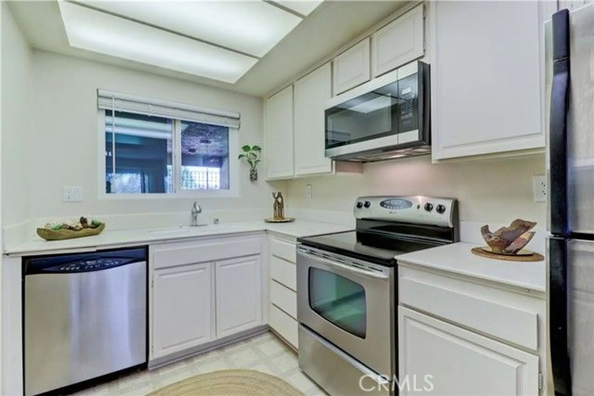Property Slideshow image 18 of 47 | 3371 punta alta 3c, Laguna Woods, CA, 92637