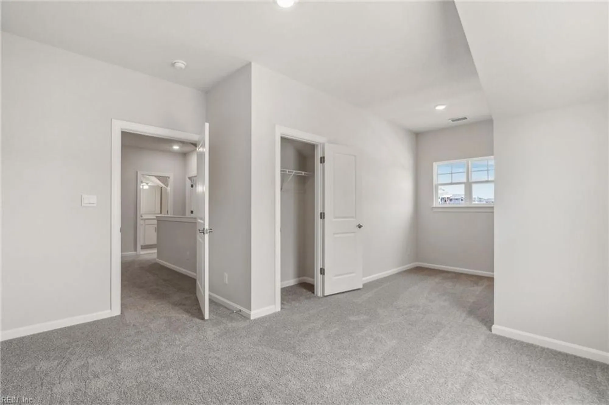 Property Slideshow image 26 of 27 | 2028 munro ln, Chesapeake, VA, 23322