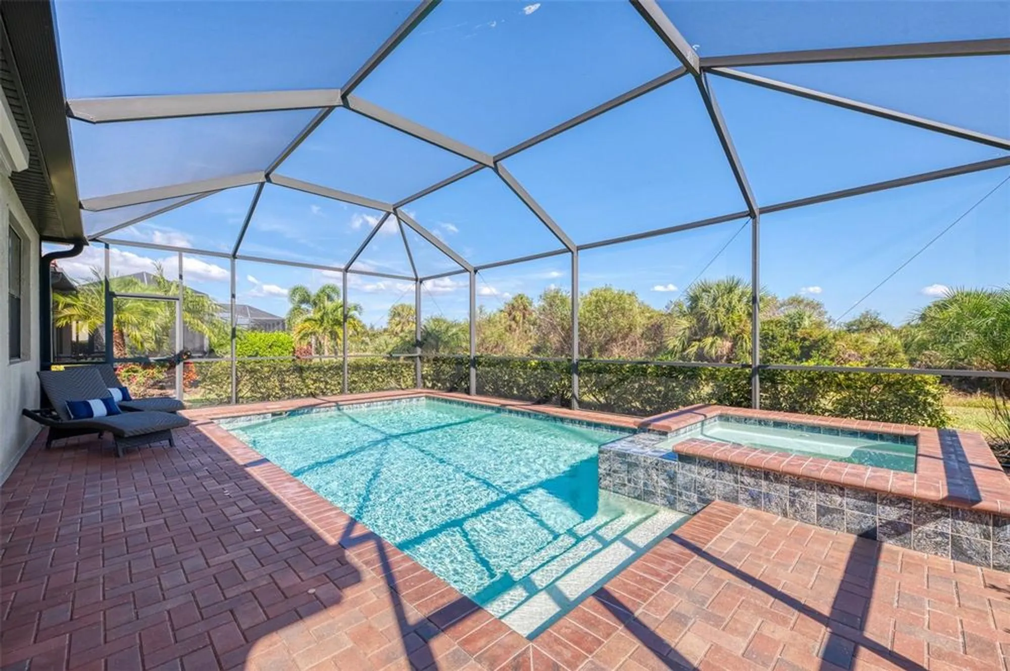 Property Slideshow image 44 of 100 | 24080 spartina dr, Venice, FL, 34293