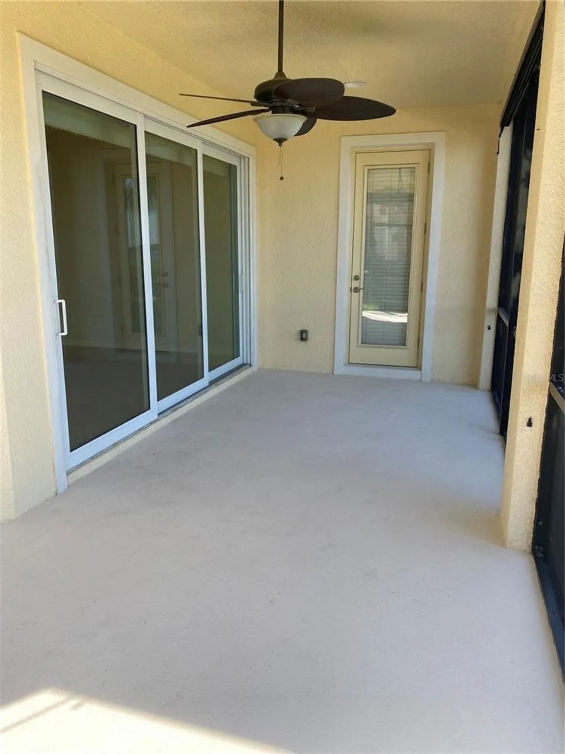 Property Slideshow image 25 of 84 | 1264 riverscape st b, Bradenton, FL, 34208