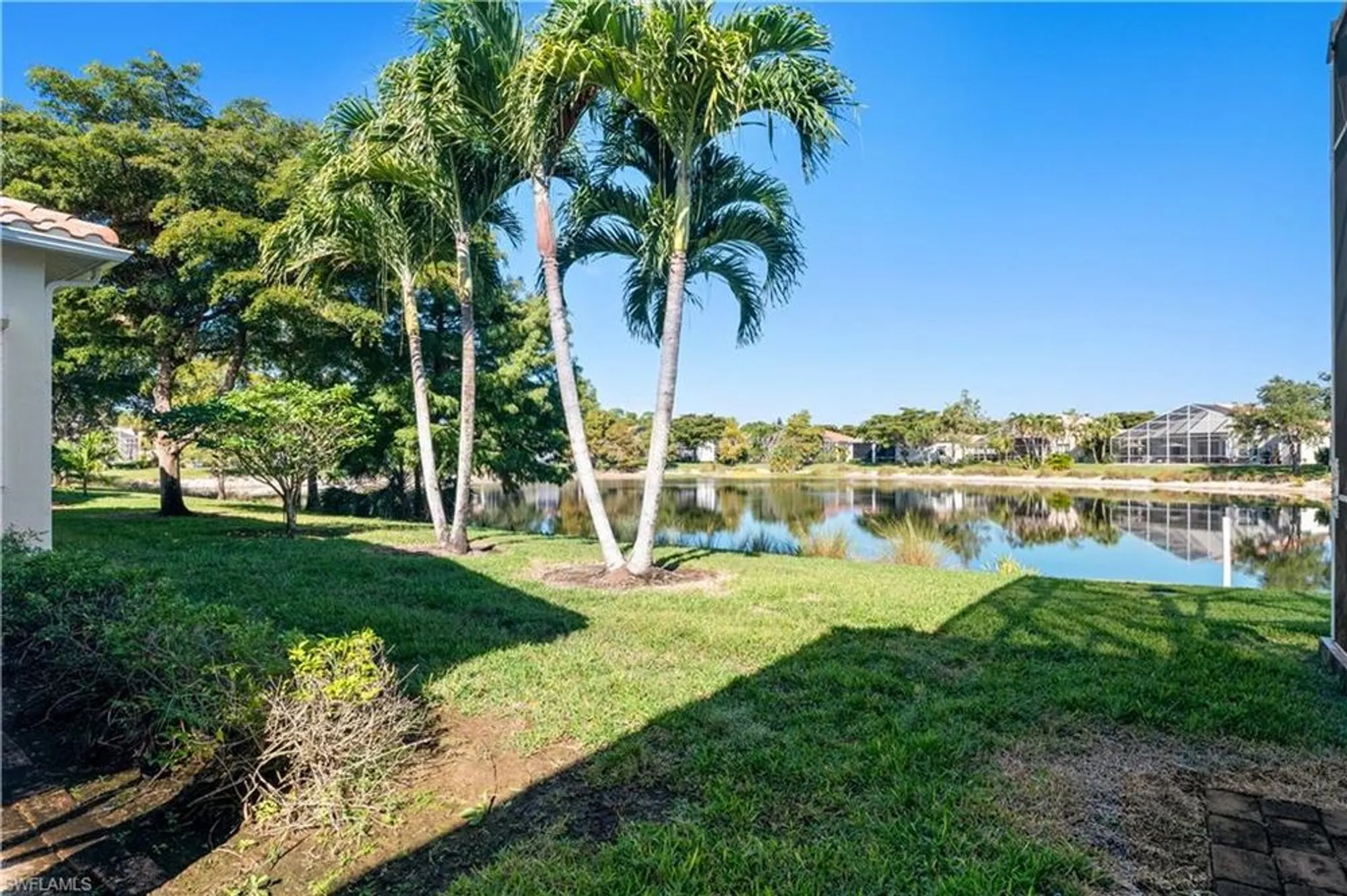 Property Slideshow image 25 of 38 | 20381 foxworth cir, Estero, FL, 33928