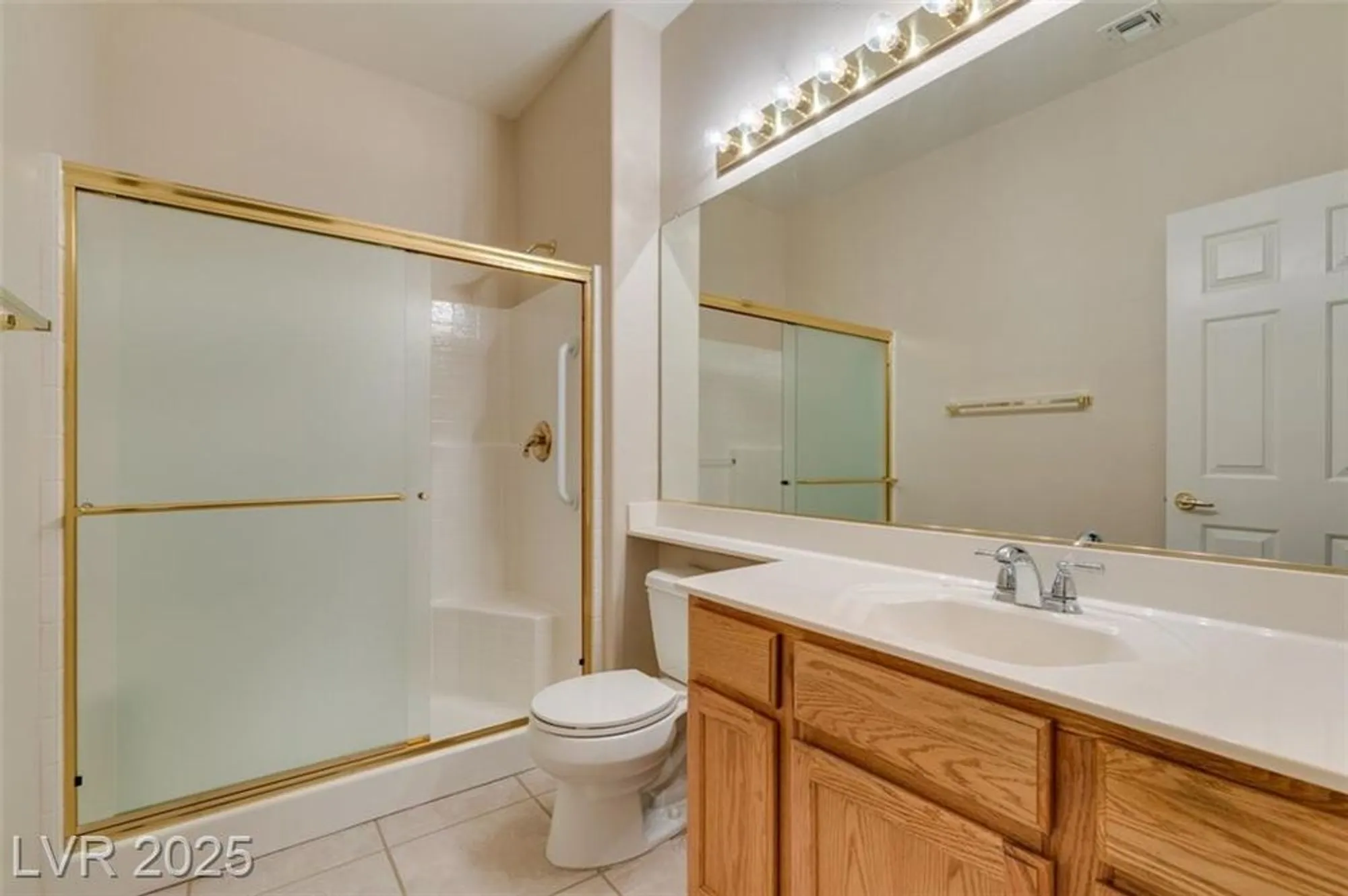 Property Slideshow image 21 of 34 | 2165 king mesa dr, Henderson, NV, 89012