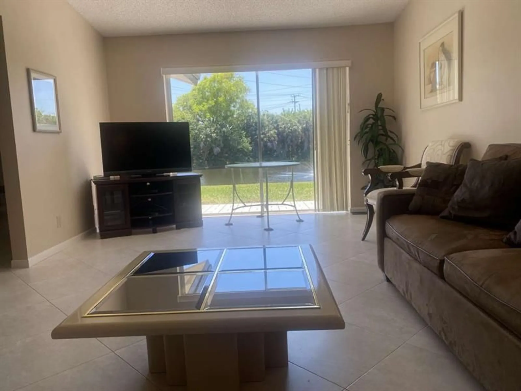 Property Slideshow image 7 of 32 | 5404 viburnum cir, Delray Beach, FL, 33484