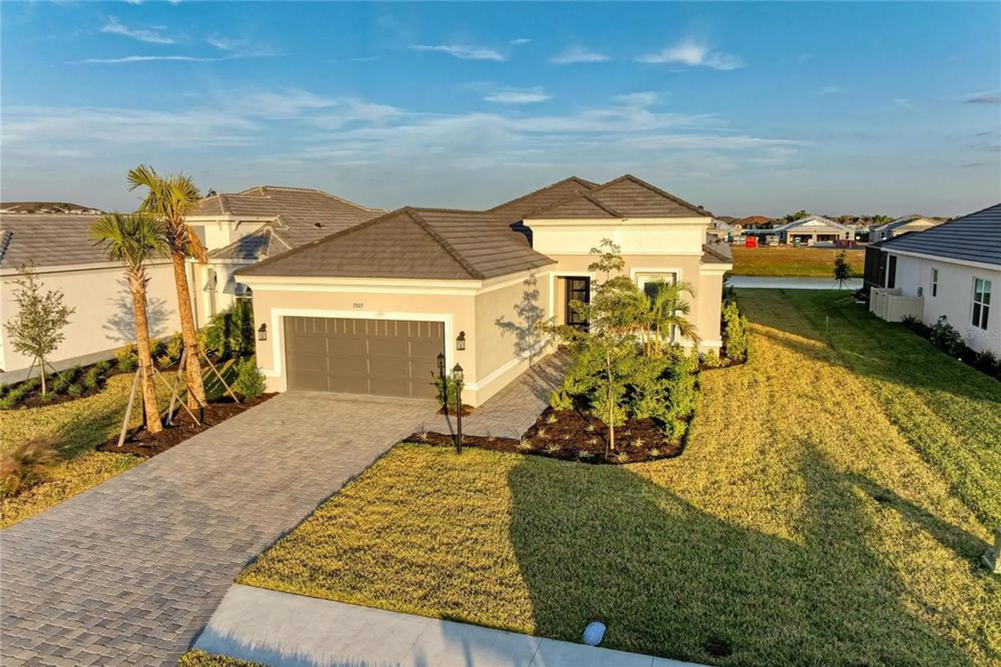 Property Slideshow image 8 of 72 | 3303 vicenza ct, Lakewood Ranch, FL, 34211