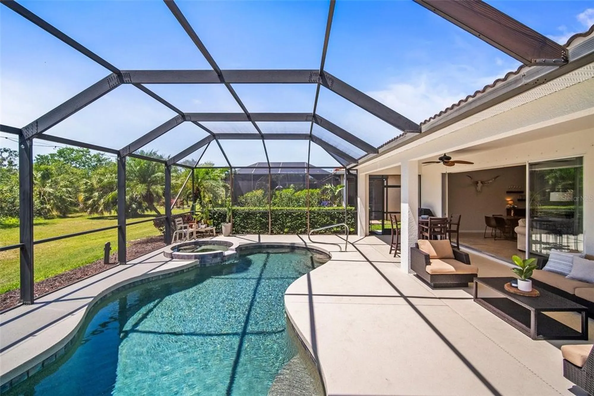 Property Slideshow image 31 of 52 | 358 river enclave ct, Bradenton, FL, 34212