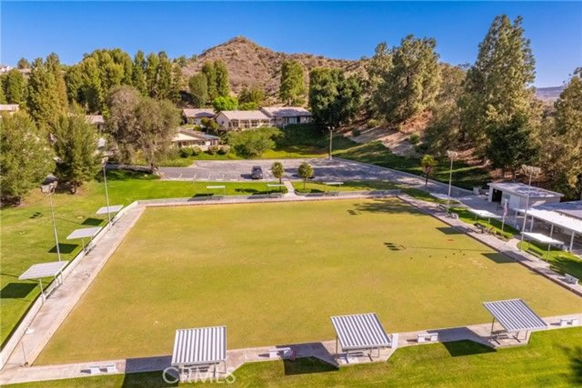 Property Slideshow image 33 of 41 | 19828 spanish oak dr, Newhall, CA, 91321