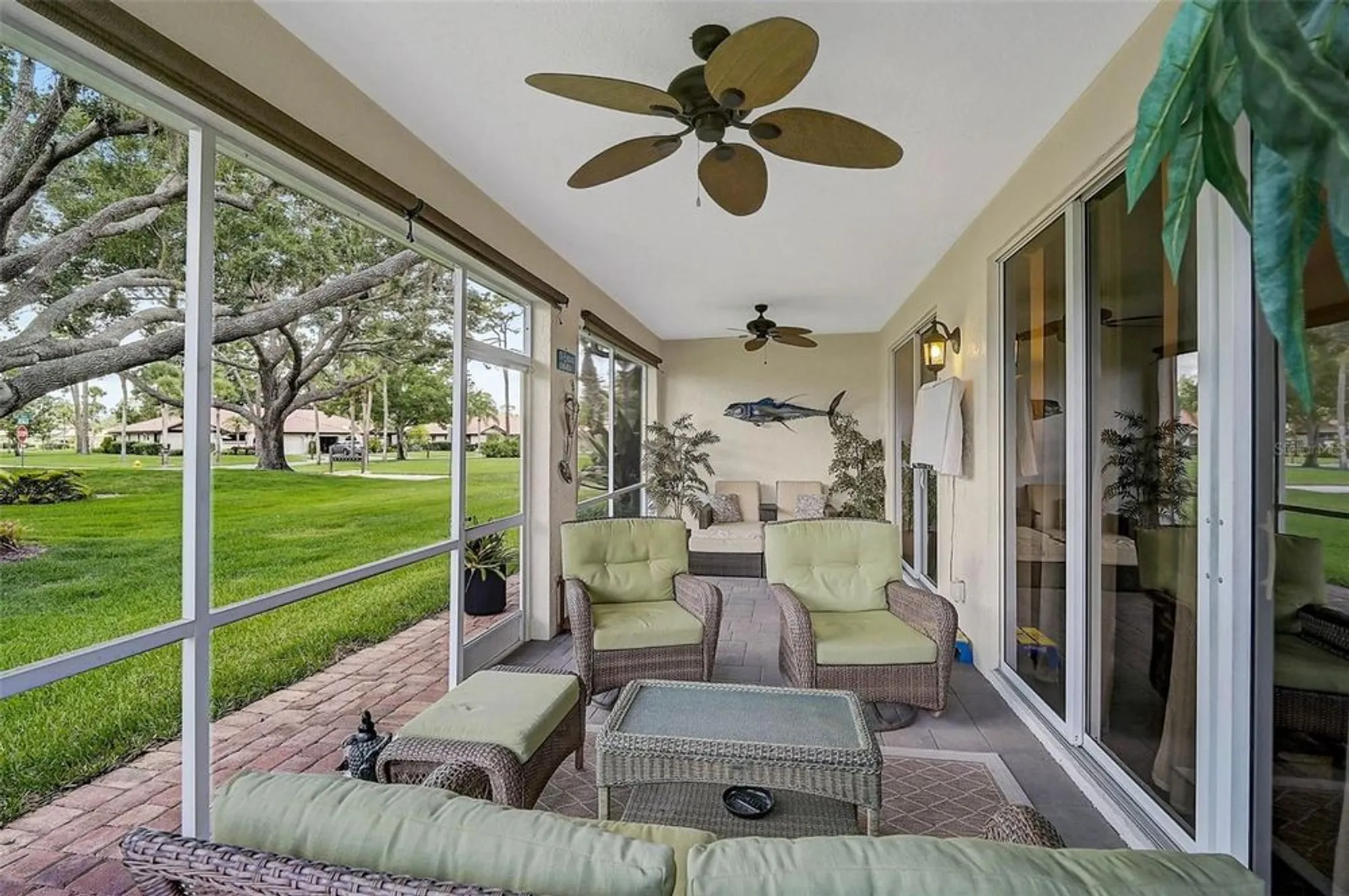 Property Slideshow image 33 of 49 | 7341 golf pointe cir, Sarasota, FL, 34243