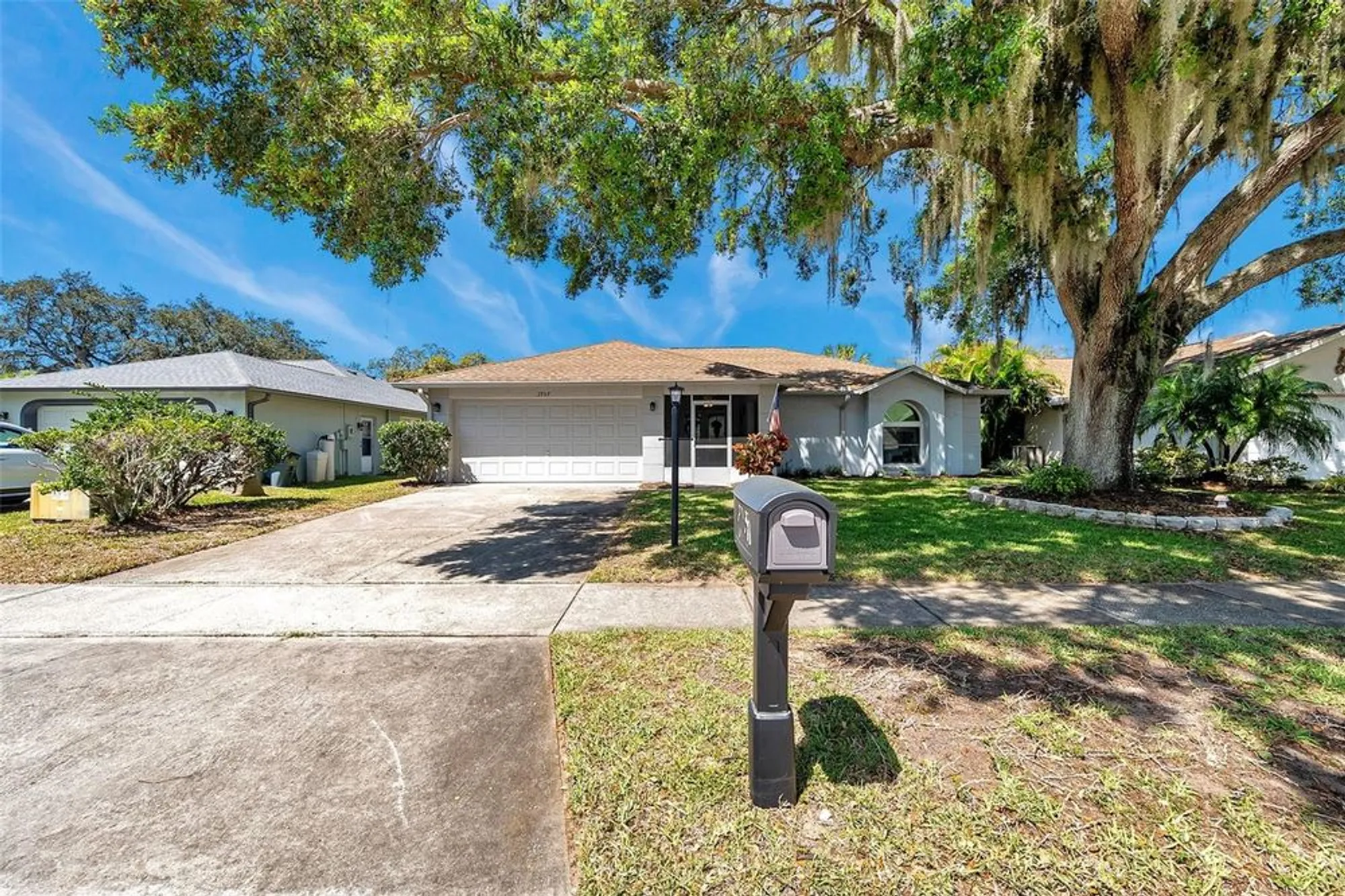 Property Slideshow image 55 of 86 | 3957 tarpon pointe cir, Palm Harbor, FL, 34684