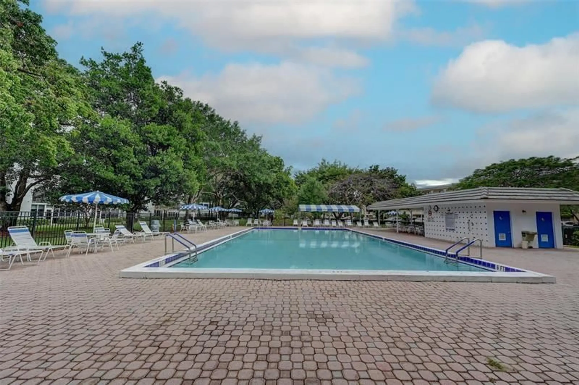 Property Slideshow image 4 of 64 | 3002 portofino isle c3, Coconut Creek, FL, 33066