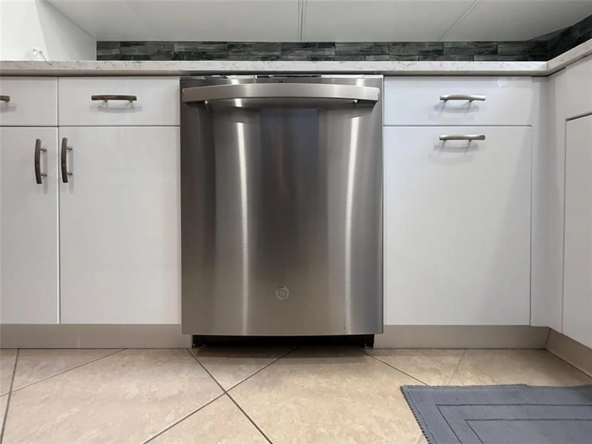 Property Slideshow image 12 of 41 | 7448 ashmont cir 312, Tamarac, FL, 33321