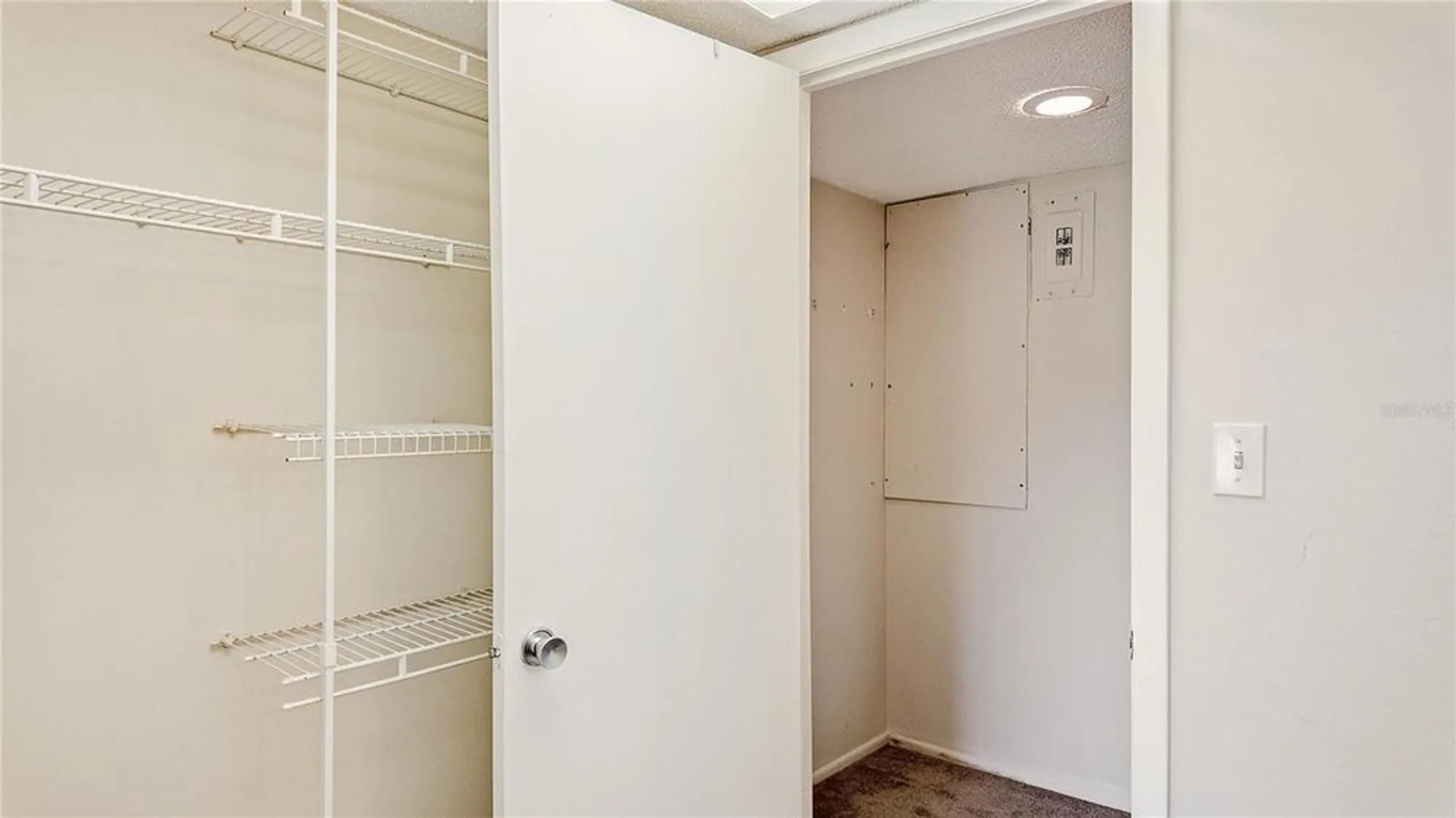 Property Slideshow image 18 of 21 | 4127 heron way # 111, Bradenton, FL, 34205