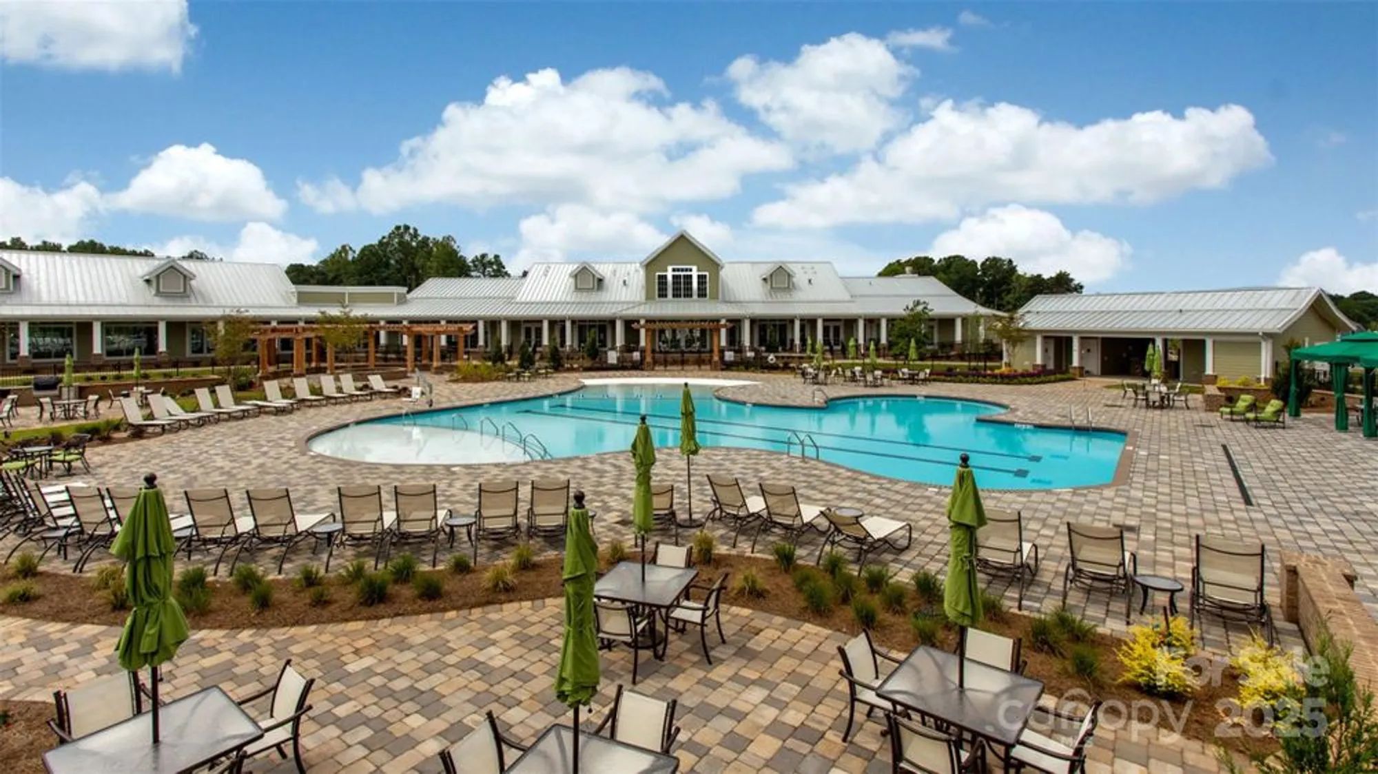 Property Slideshow image 12 of 19 | 8917 silver springs ct, Charlotte, NC, 28215