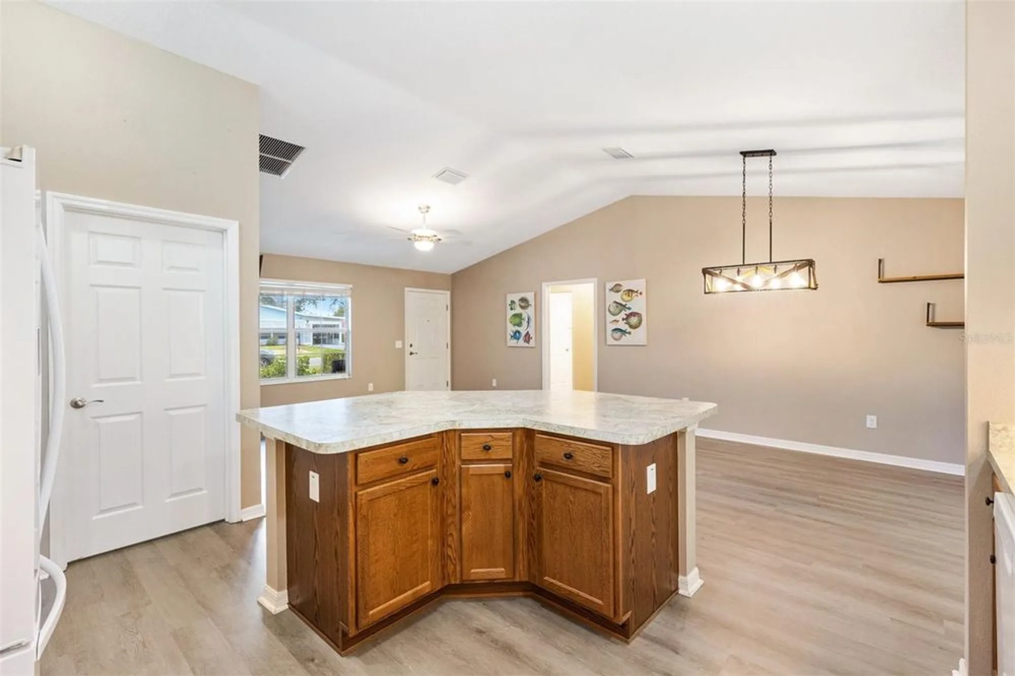 Property Slideshow image 10 of 28 | 428 tarrson blvd, Lady Lake, FL, 32159