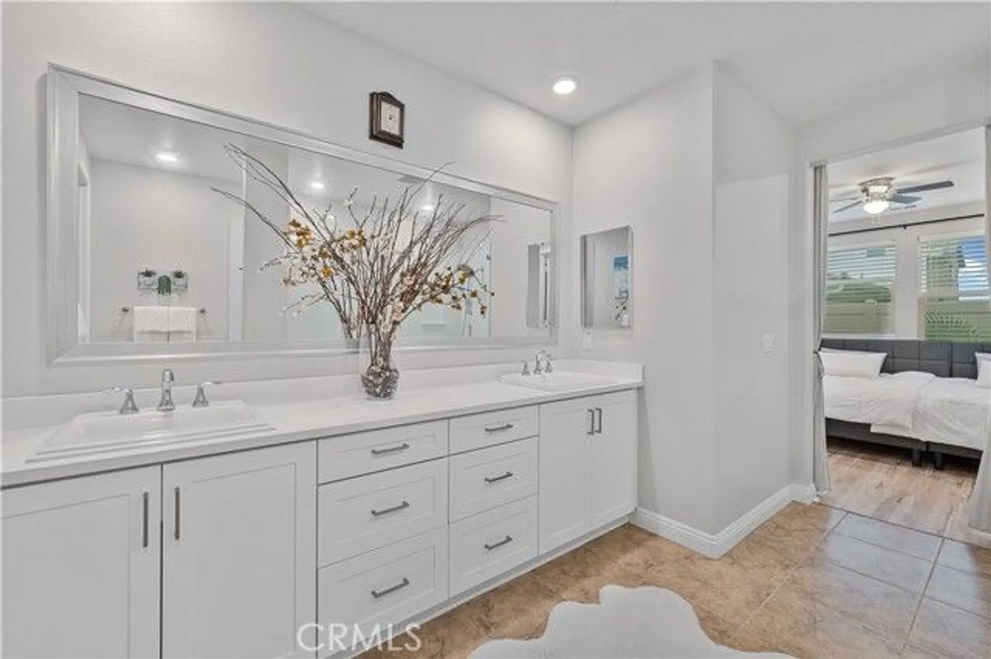 Property Slideshow image 29 of 55 | 20608 galloway dr, Santa Clarita, CA, 91350
