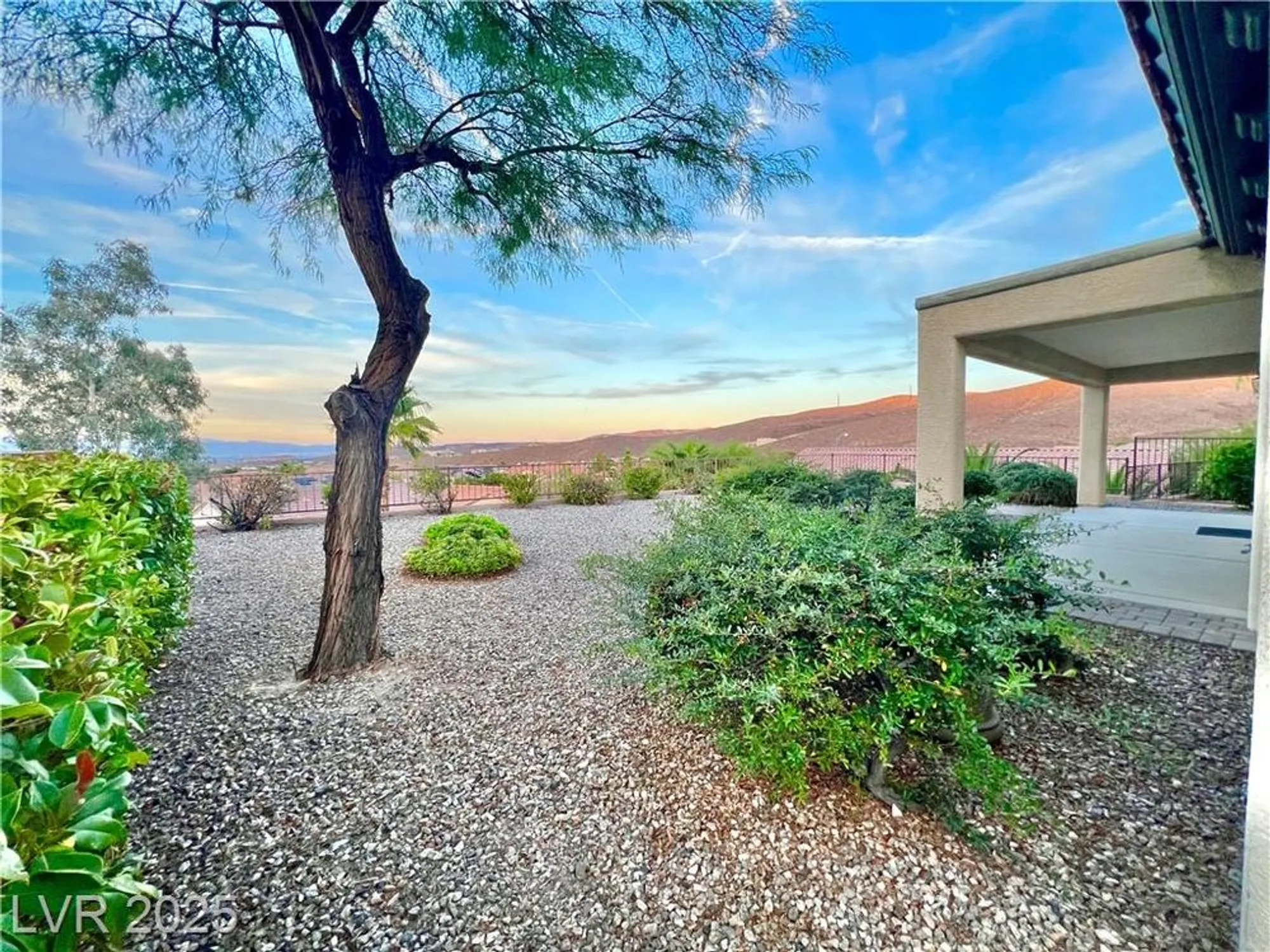 Property Slideshow image 9 of 10 | 2148 marywood park ct, Henderson, NV, 89044
