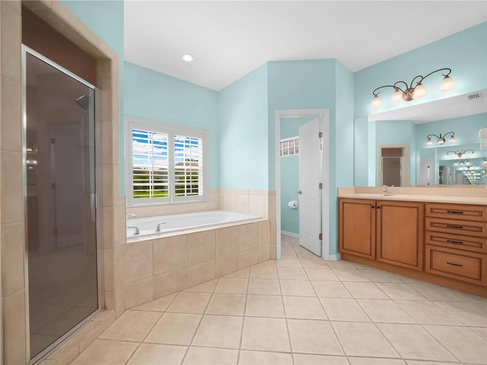 Property Slideshow image 14 of 71 | 3064 dunmore dr, Lake Wales, FL, 33859