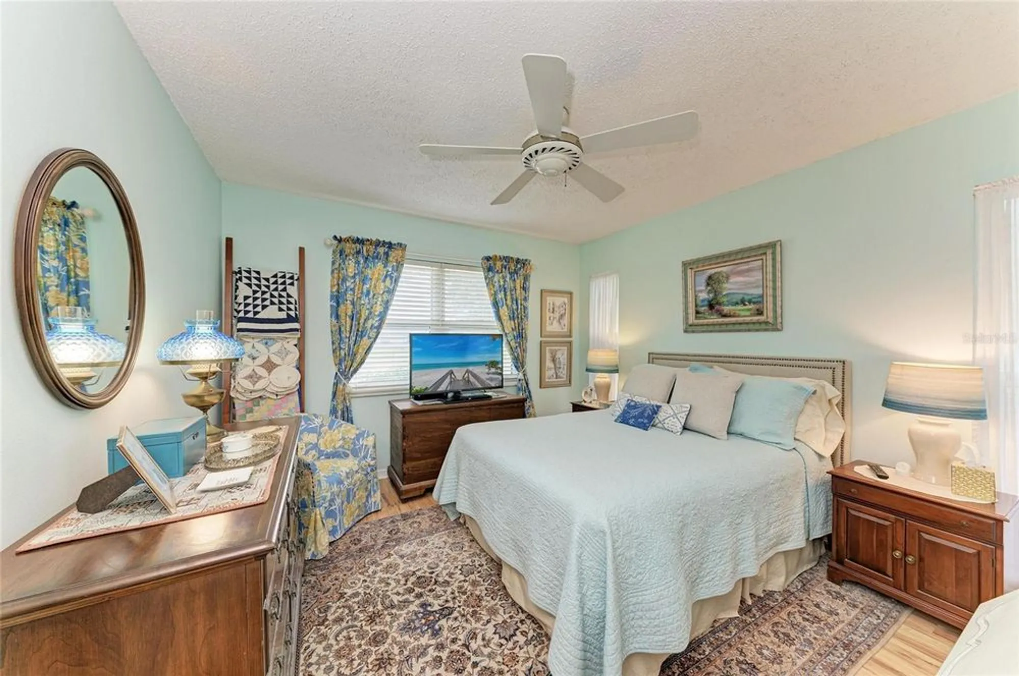 Property Slideshow image 14 of 46 | 1906 canterbury ln 16, Sun City Center, FL, 33573