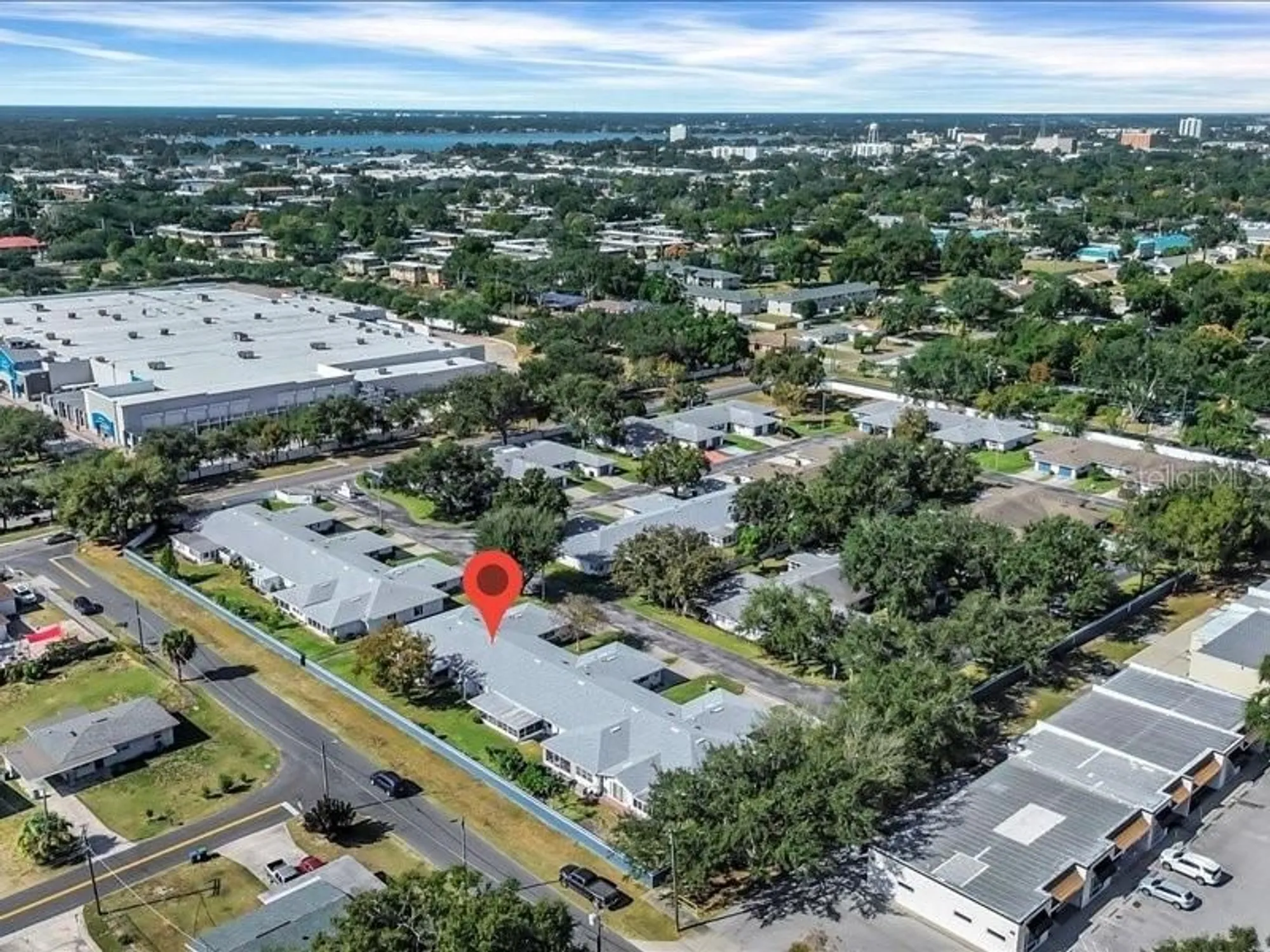 Property Slideshow image 32 of 36 | 1585 oakview cir, Winter Haven, FL, 33880