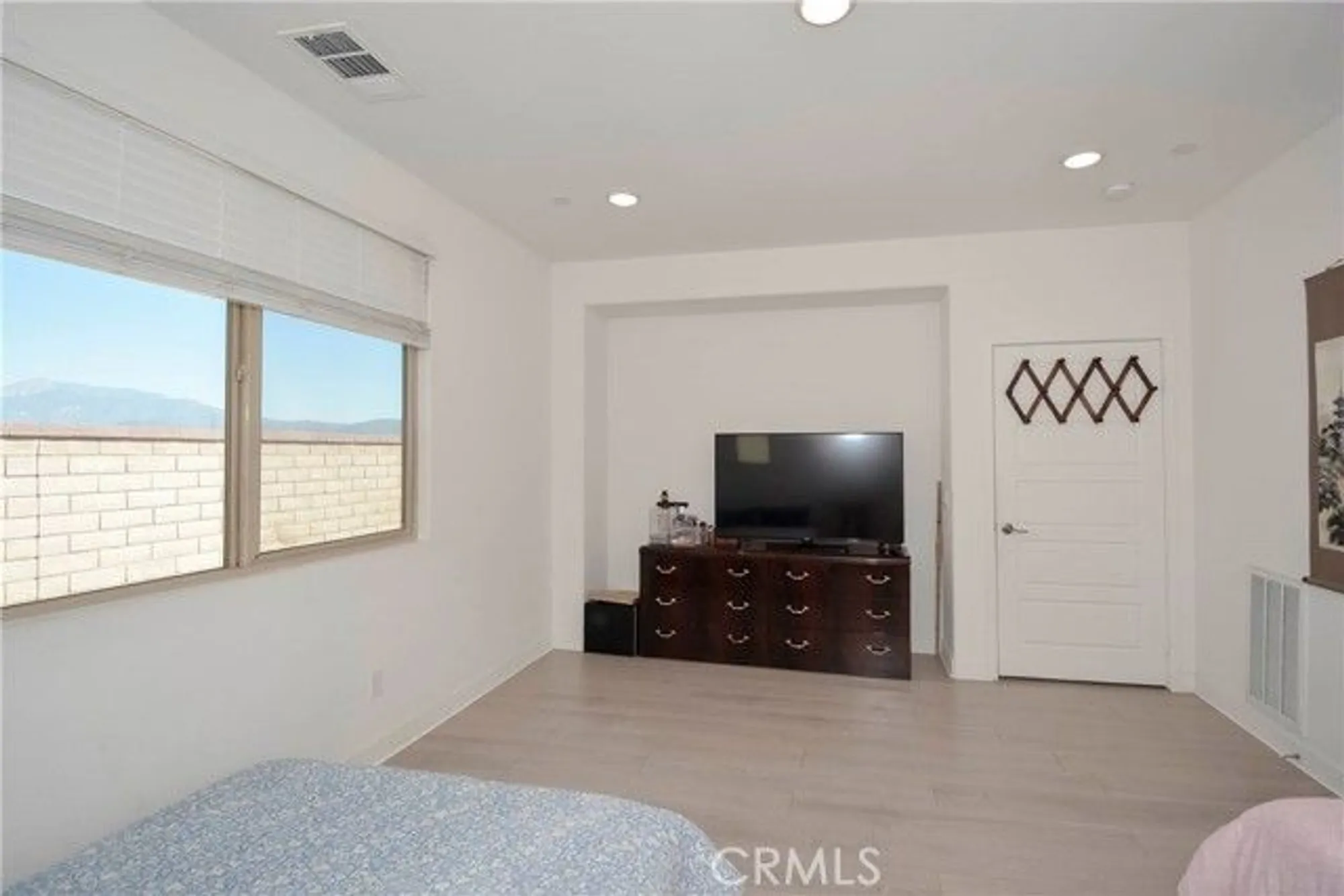 Property Slideshow image 14 of 27 | 1532 sky vista way, Beaumont, CA, 92223