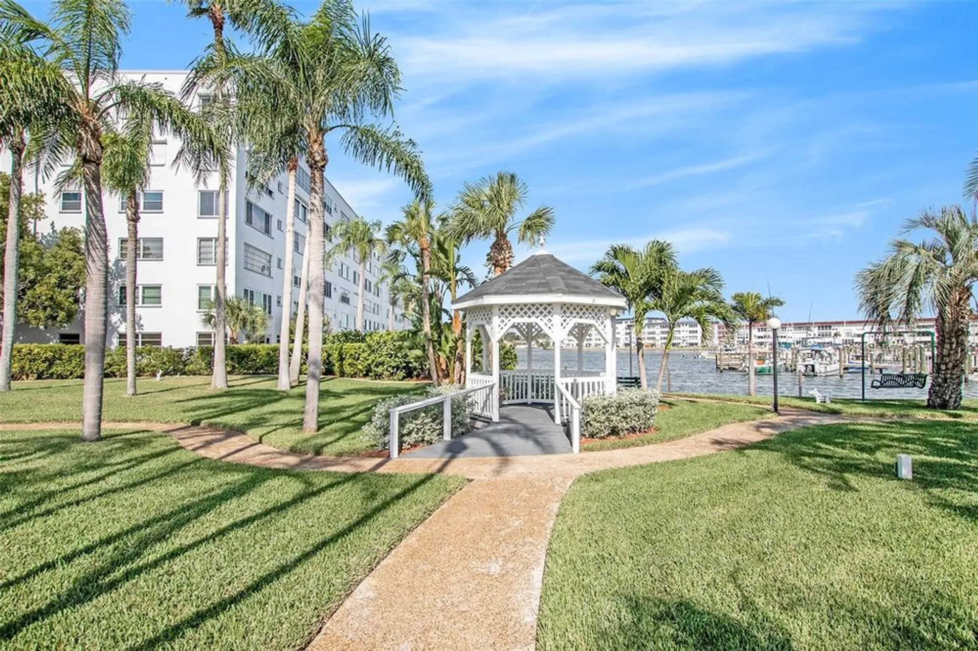 Property Slideshow image 29 of 41 | 2960 59th st 411, Gulfport, FL, 33707
