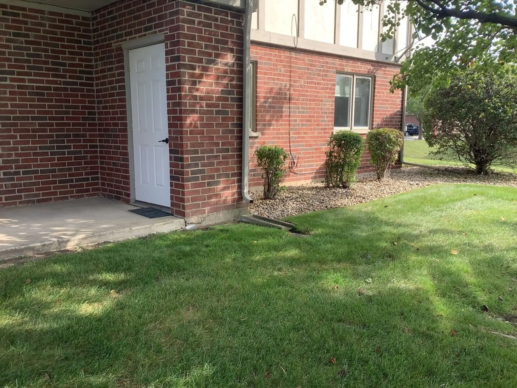 Property Slideshow image 23 of 25 | 6241 misty pines dr unit 1, Tinley Park, IL, 60477