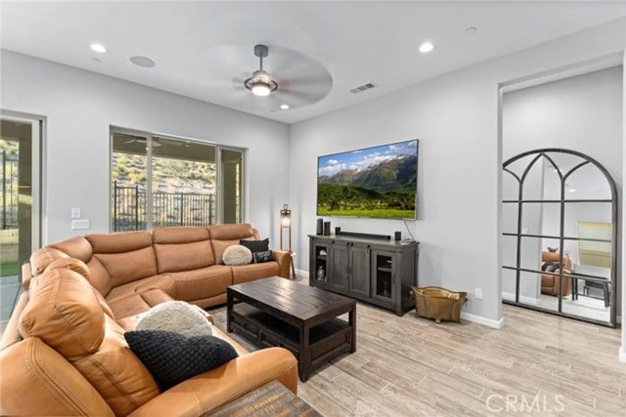 Property Slideshow image 13 of 38 | 11974 sagecrest ct, Corona, CA, 92883