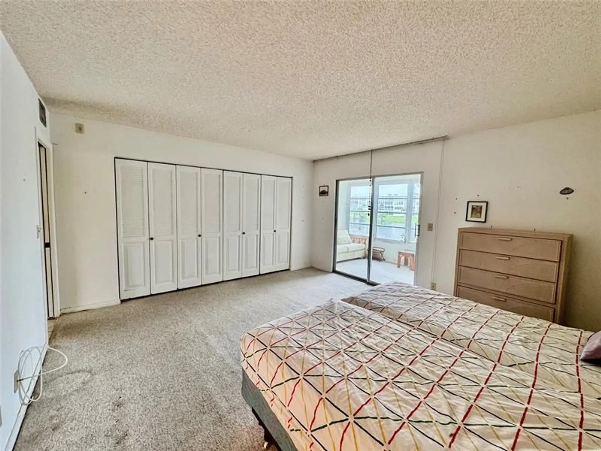 Property Slideshow image 17 of 36 | 2029 cambridge b # 2029, Deerfield Beach, FL, 33442