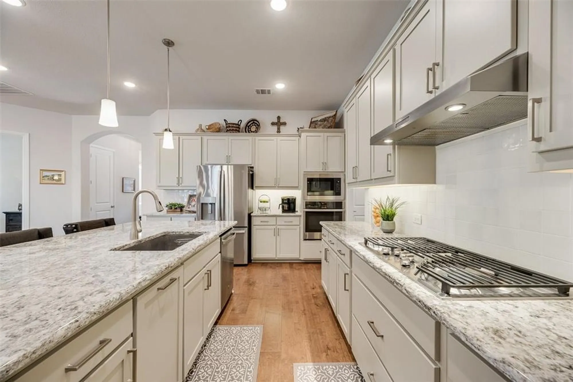 Property Slideshow image 12 of 39 | 2725 cumberland, The Colony, TX, 75056