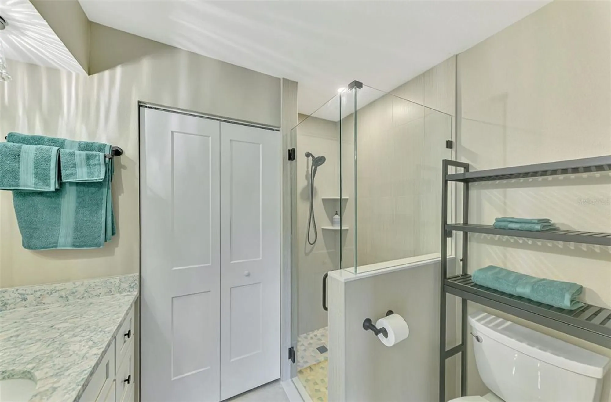 Property Slideshow image 28 of 71 | 501 sloop way, Nokomis, FL, 34275