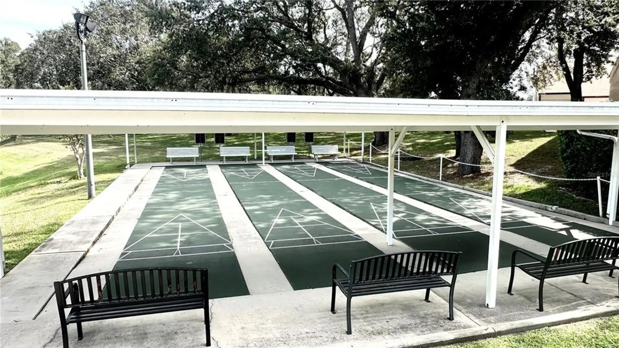 Property Slideshow image 66 of 85 | 918 dundee cir, Leesburg, FL, 34788