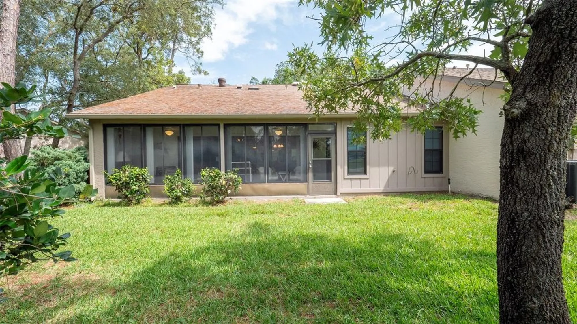 Property Slideshow image 30 of 34 | 6620 brambleleaf dr, Spring Hill, FL, 34606