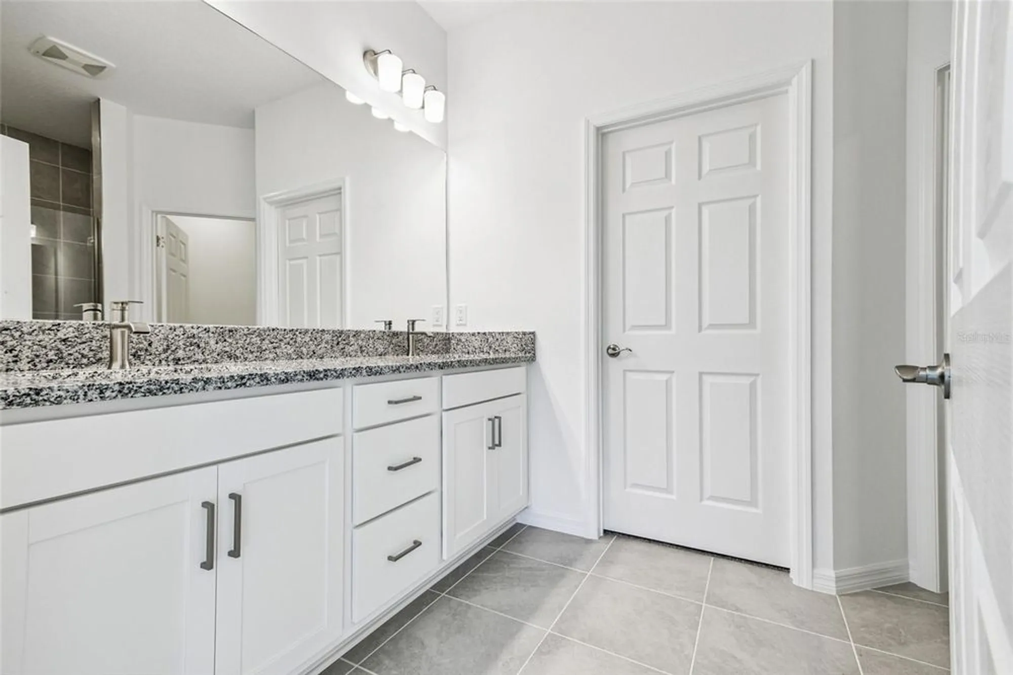 Property Slideshow image 14 of 43 | 18080 cherished loop, Lakewood Ranch, FL, 34211