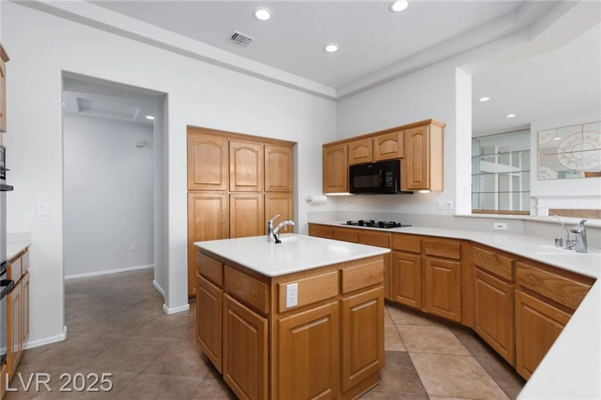 Property Slideshow image 16 of 67 | 2624 spalding dr, Las Vegas, NV, 89134