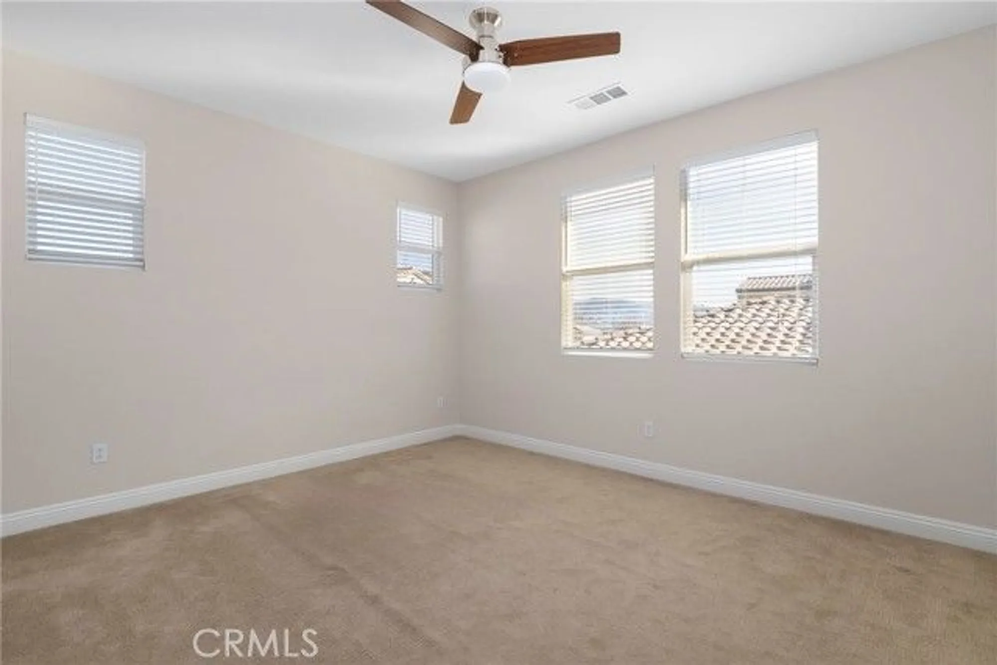 Property Slideshow image 25 of 33 | 20506 galloway dr, Saugus, CA, 91350