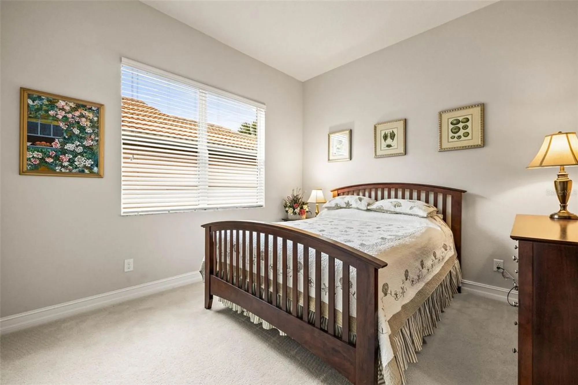 Property Slideshow image 16 of 38 | 16051 golden lakes dr, Wimauma, FL, 33598