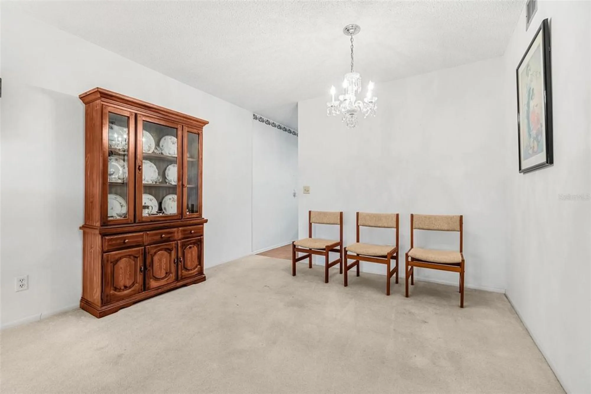 Property Slideshow image 6 of 40 | 2455 finlandia ln 39, Clearwater, FL, 33763