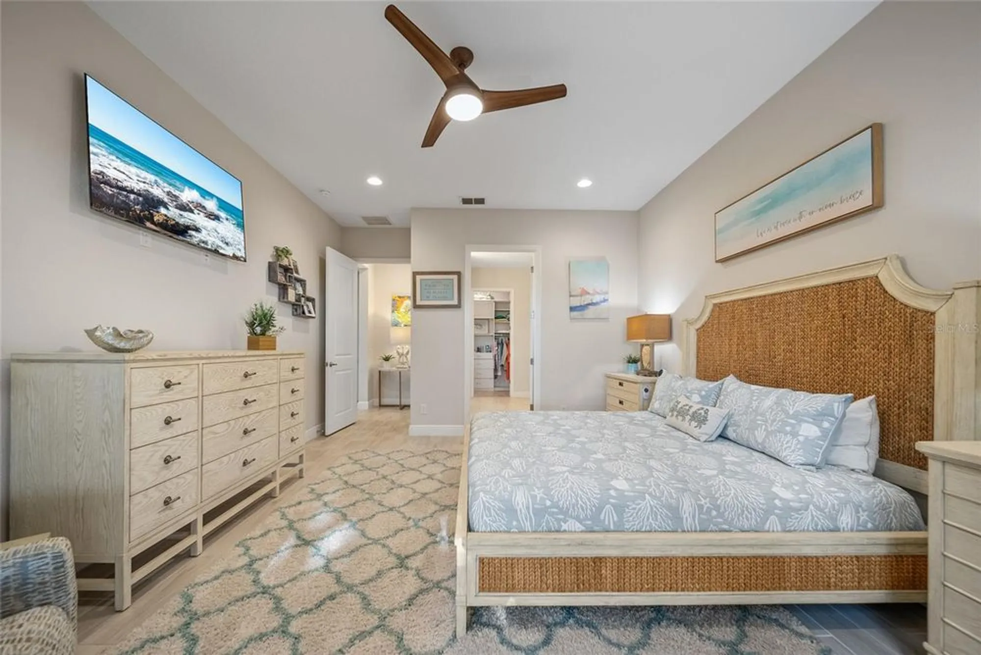 Property Slideshow image 33 of 61 | 1962 flora pass pl, Kissimmee, FL, 34747