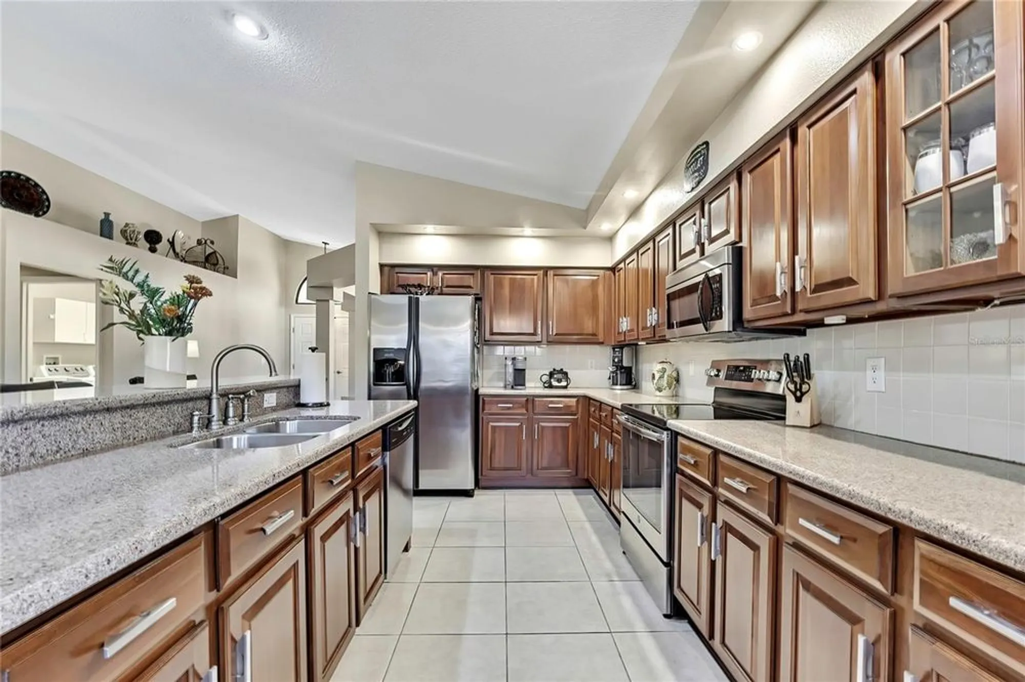 Property Slideshow image 14 of 54 | 488 fort mill ln, Spring Hill, FL, 34609