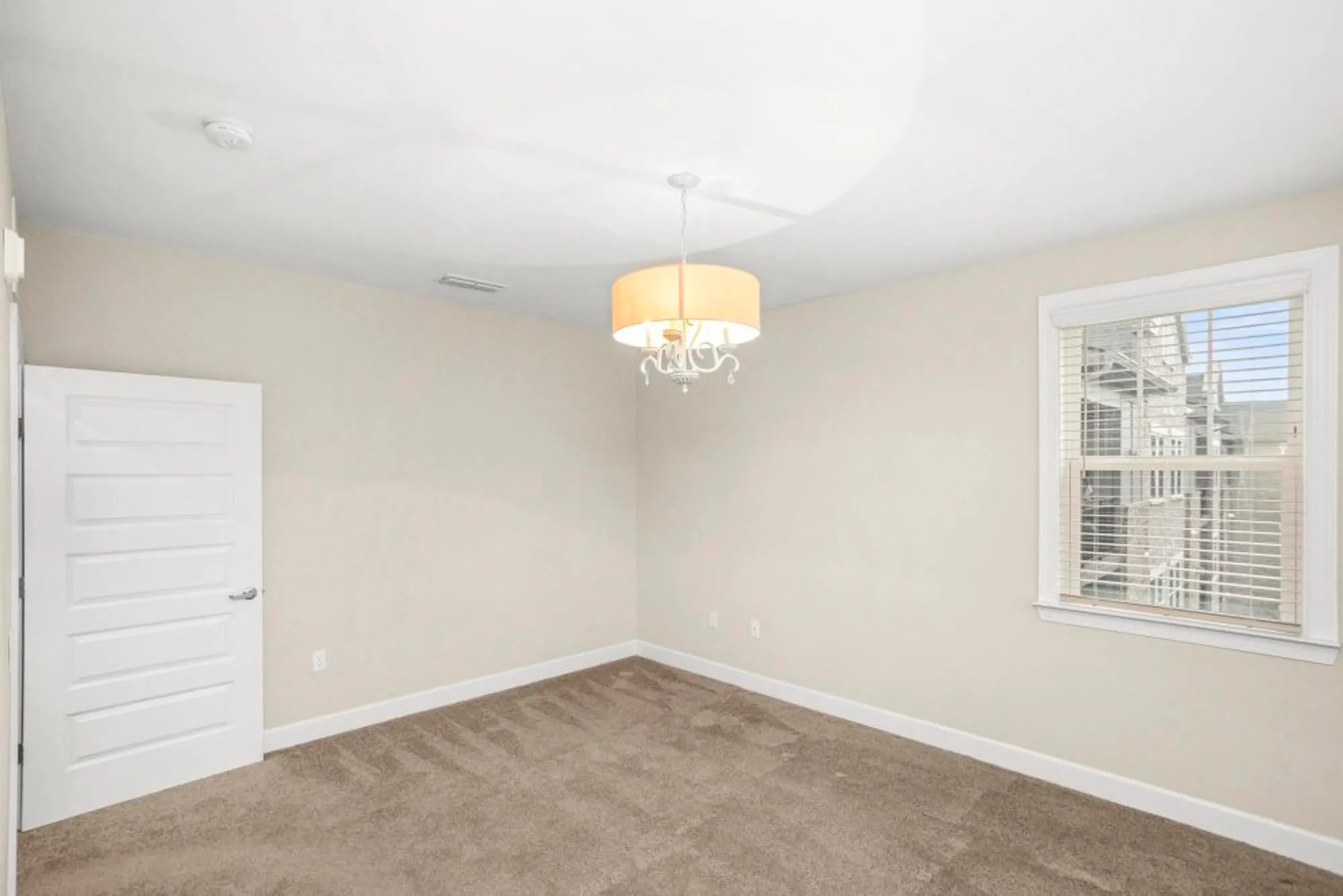 Property Slideshow image 31 of 60 | 141 saundersville rd apt 1402, Hendersonville, TN, 37075