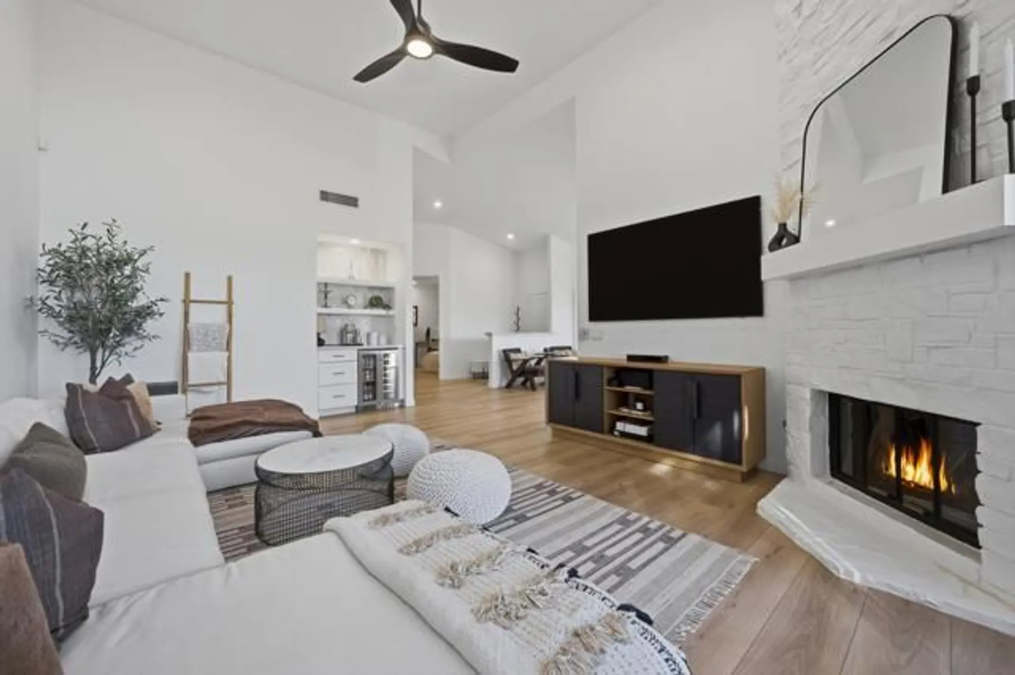 Property Slideshow image 7 of 35 | 54860 oak tree a32, La Quinta, CA, 92253