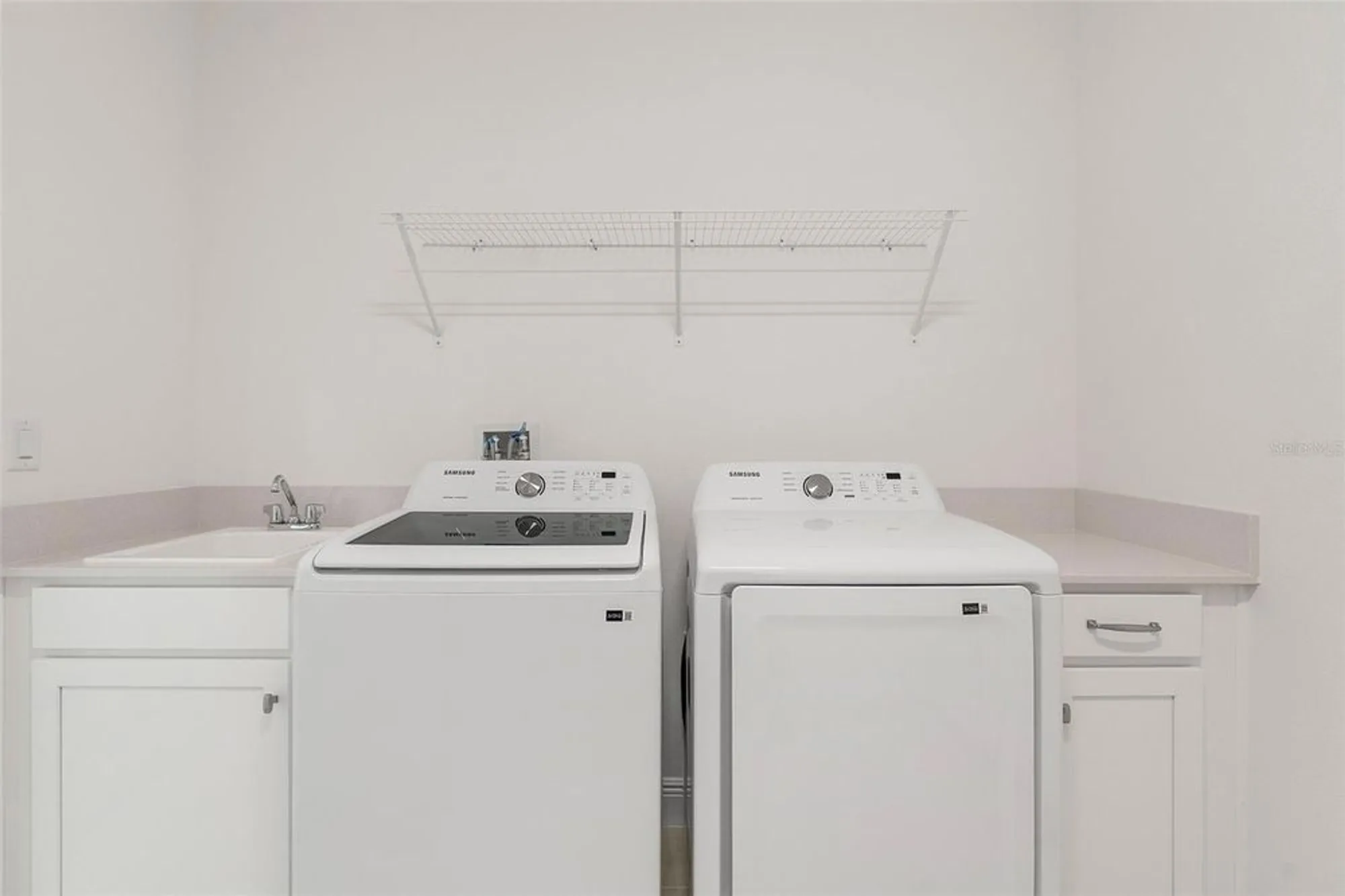 Property Slideshow image 21 of 44 | 3168 songbird cir, Harmony, FL, 34773