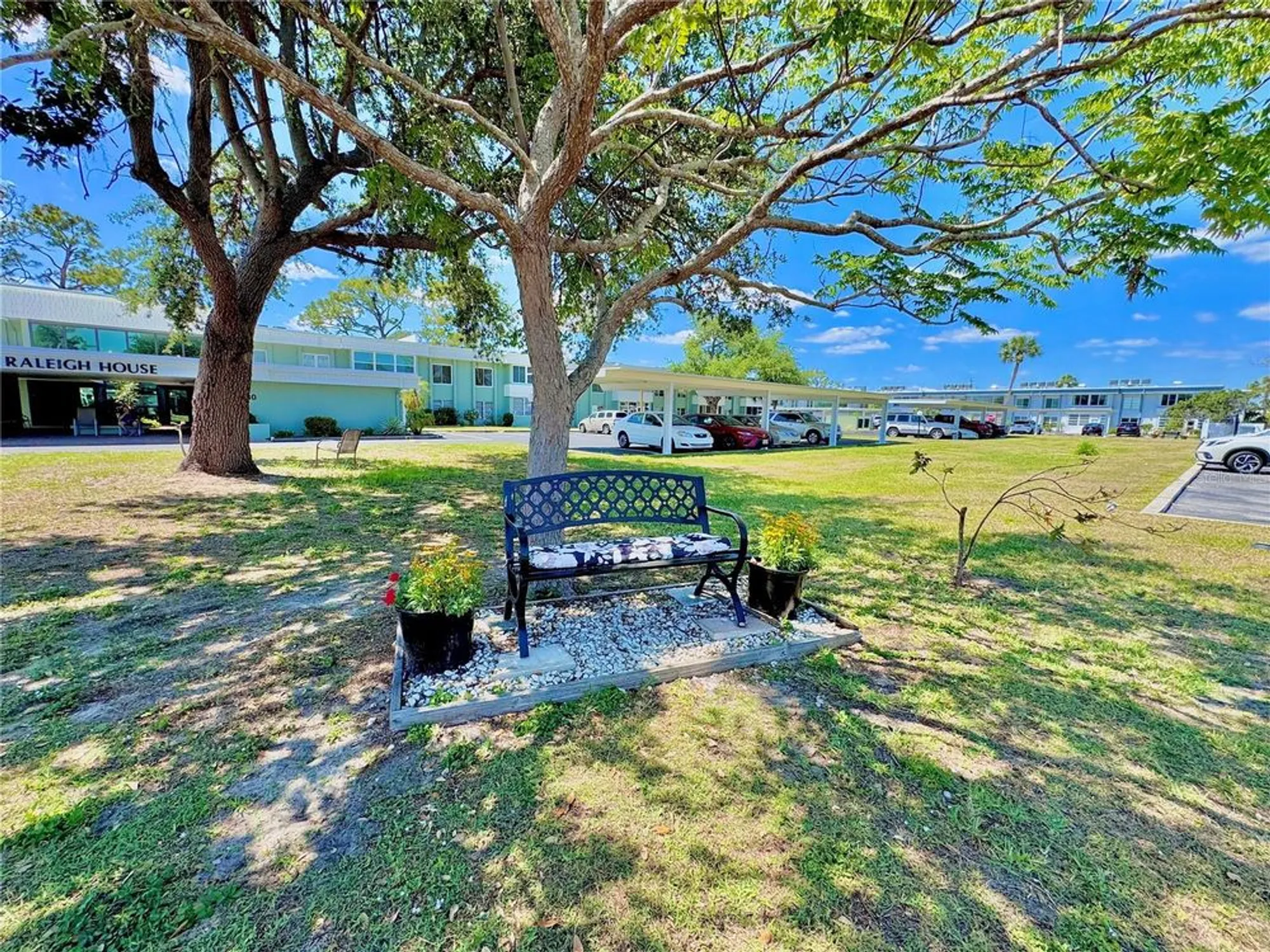 Property Slideshow image 28 of 32 | 21300 brinson ave 112, Port Charlotte, FL, 33952