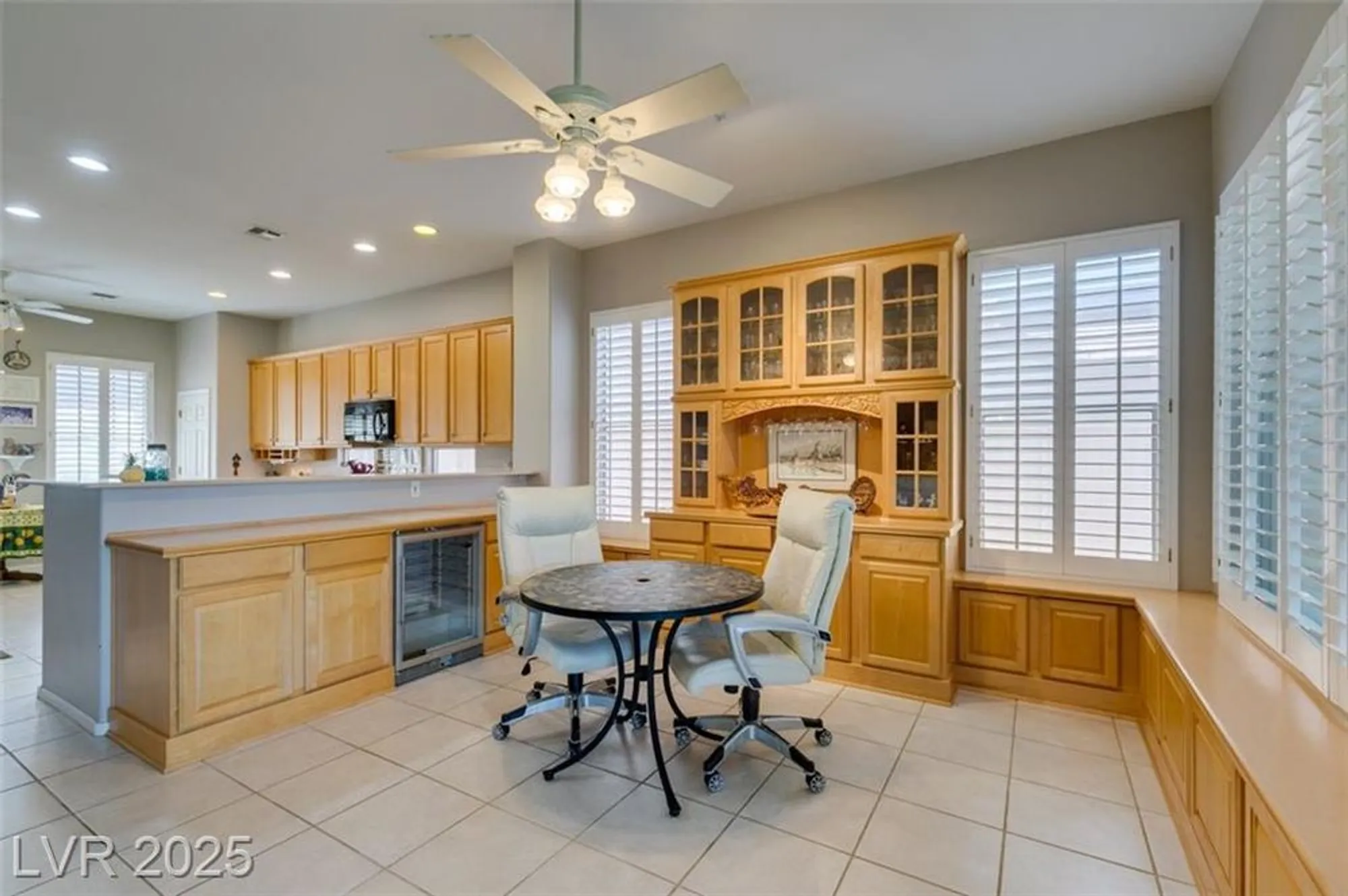 Property Slideshow image 10 of 34 | 2112 king mesa dr, Henderson, NV, 89012