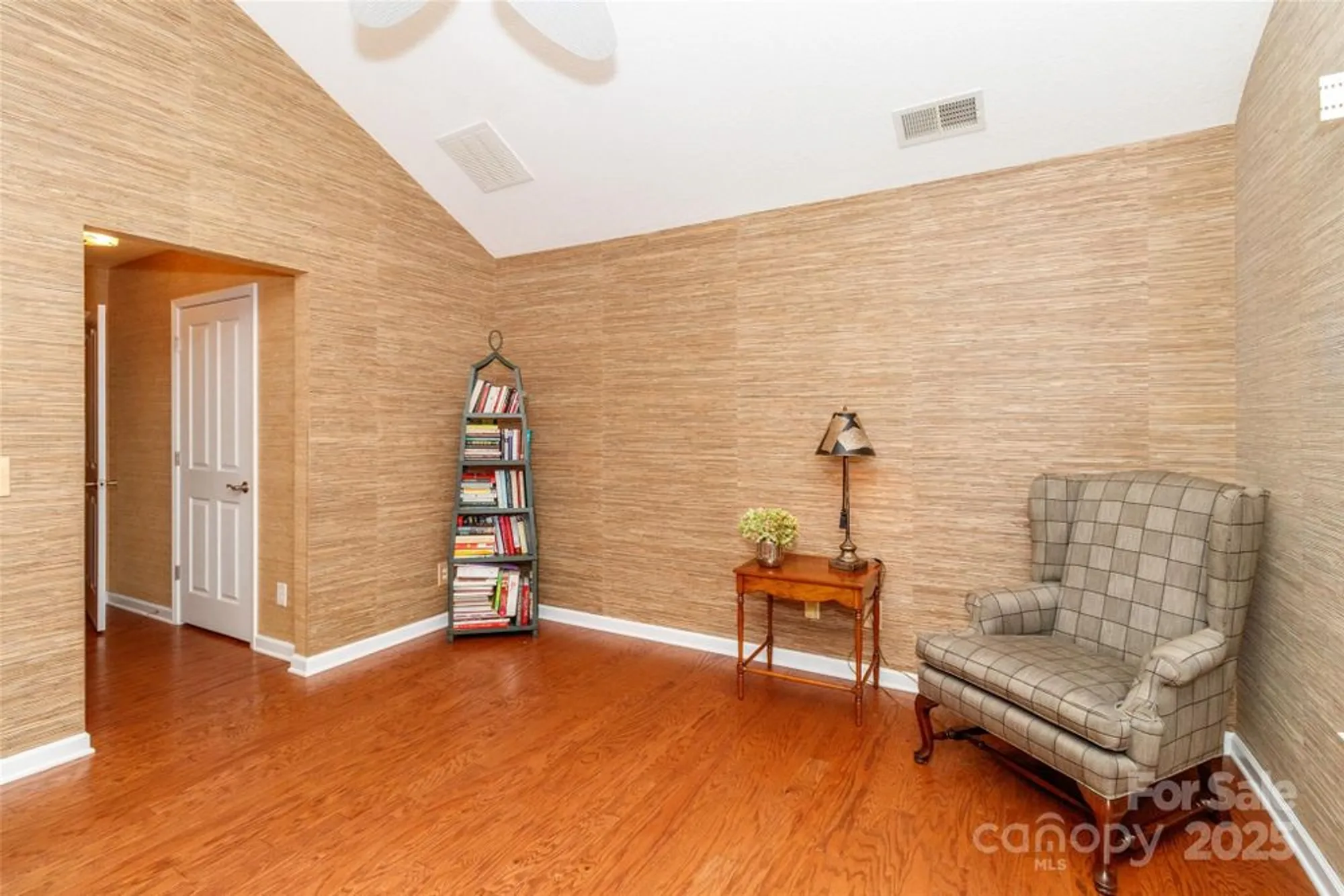 Property Slideshow image 24 of 39 | 3546 south bank ct, Matthews, NC, 28105